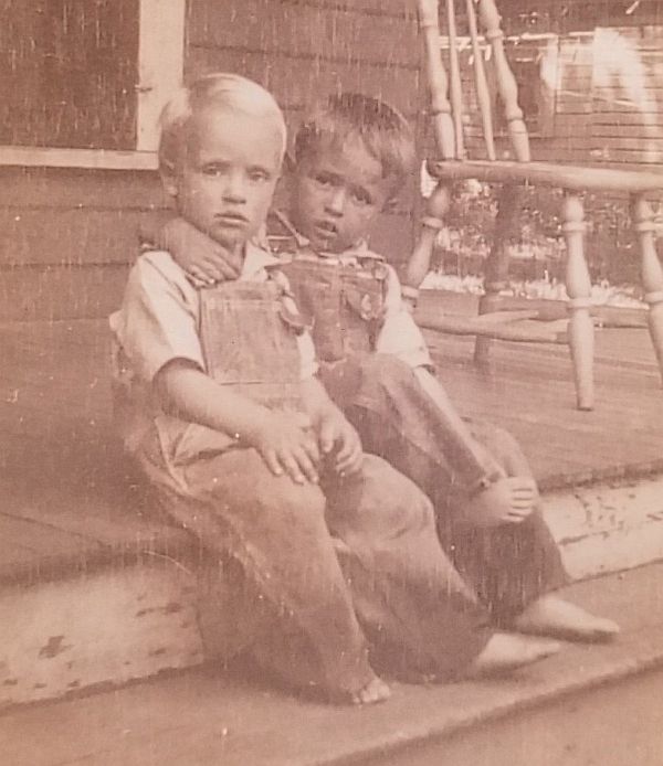 photo of Charles Duane Woody and sibling