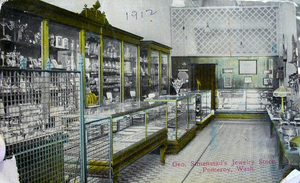 Photograph of Simenstad's Jewelry dated 1912