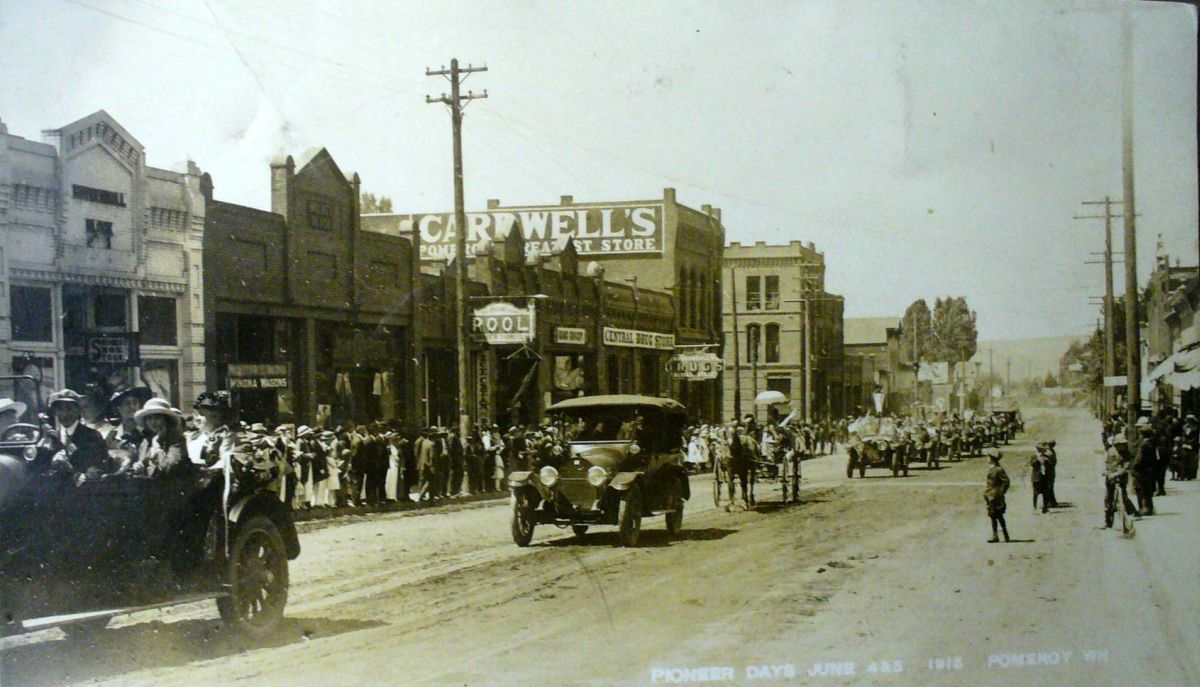 Cardwell and Sons/Pomeroy's Greatest Store, Pomeroy WA