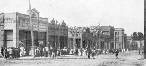 Main Street, Pomeroy WA, pre-1909 when the building on the corner was Elsensohn's