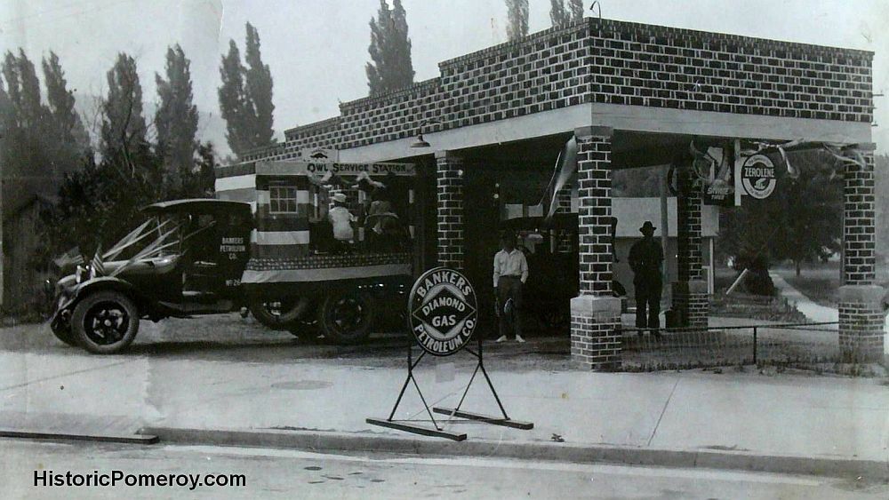 The Owl, Pomeroy WA, prior to stuccoing