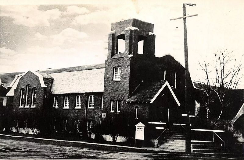 Photo of the Pomeroy Methodist Church used on a postcard circa 1953.