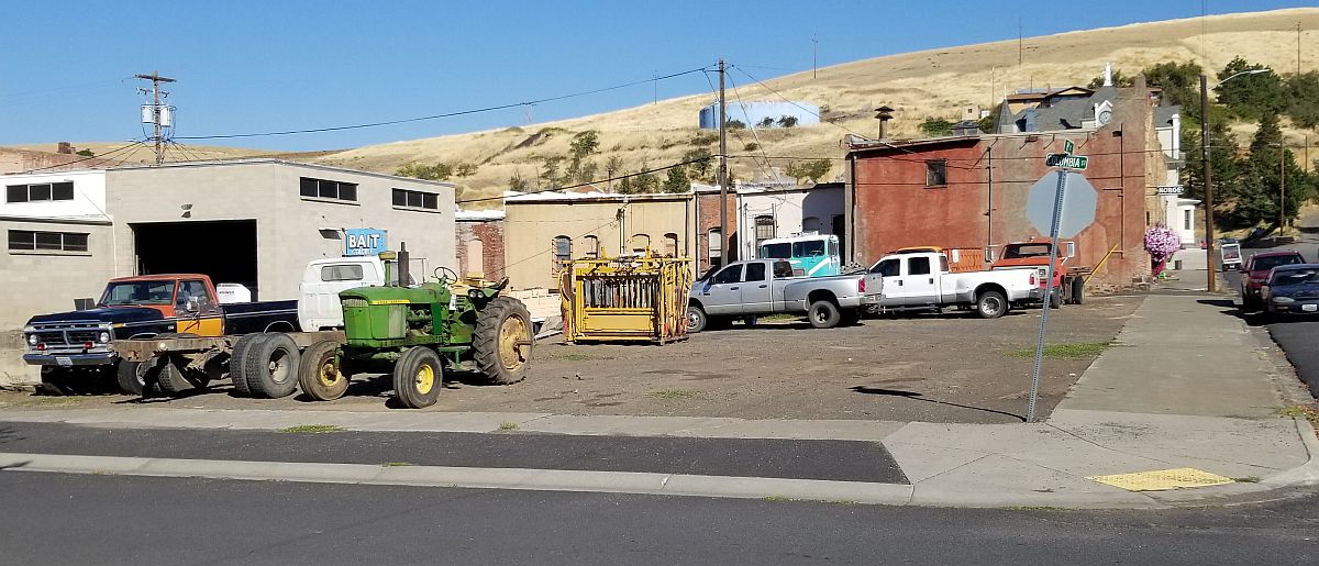 A street side view of the vacant lot that is Historic location #59