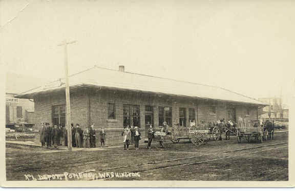 Pomeroy Railroad Depot 1910
